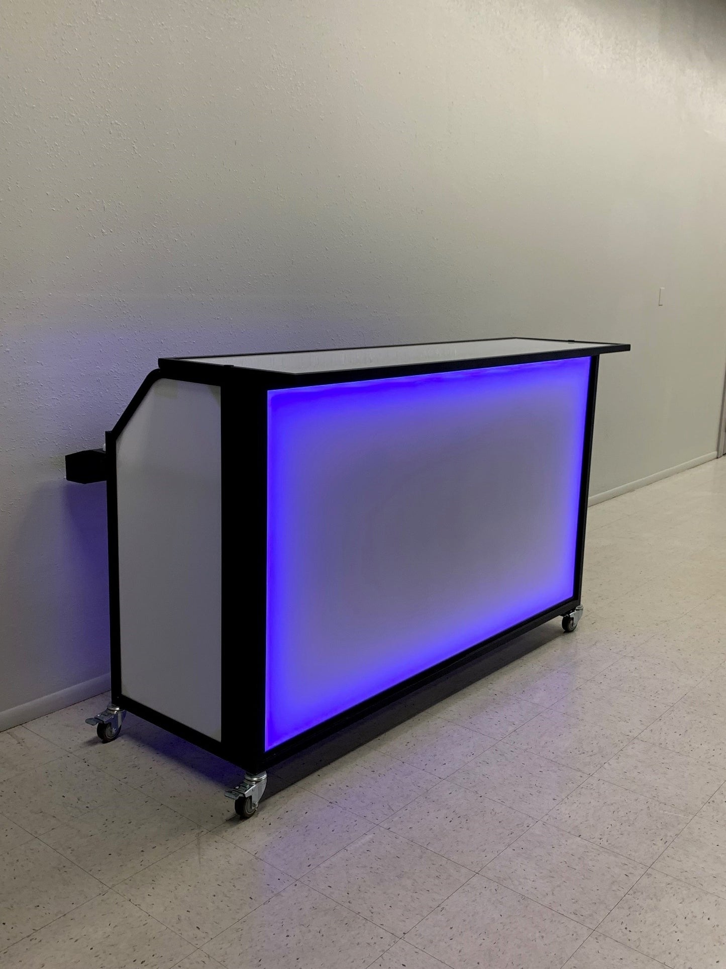 Interim -  Bar